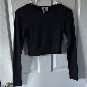 Black Long Sleeve Ribbed Top